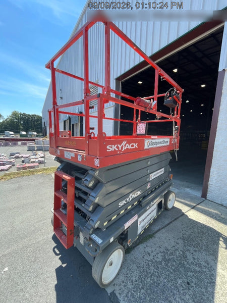 2023 SKYJACK SJ4740