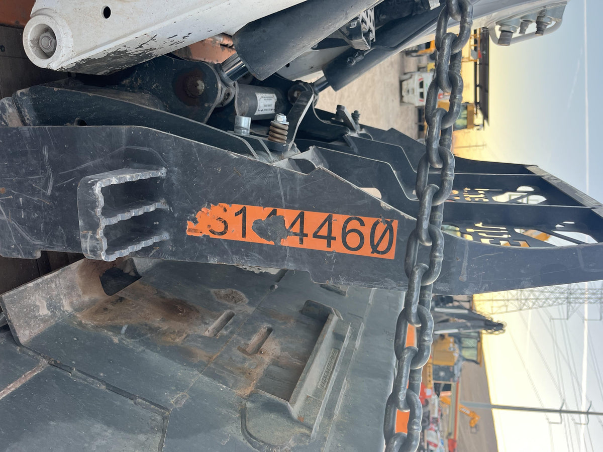2021 PALADIN 48" Pallet Forks - Paladin