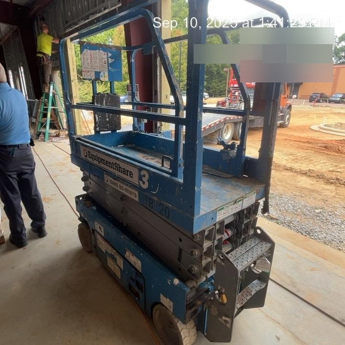 2018 Genie GS-1930 Genie GS-1930 w/Fixed Rail, Chain Entry