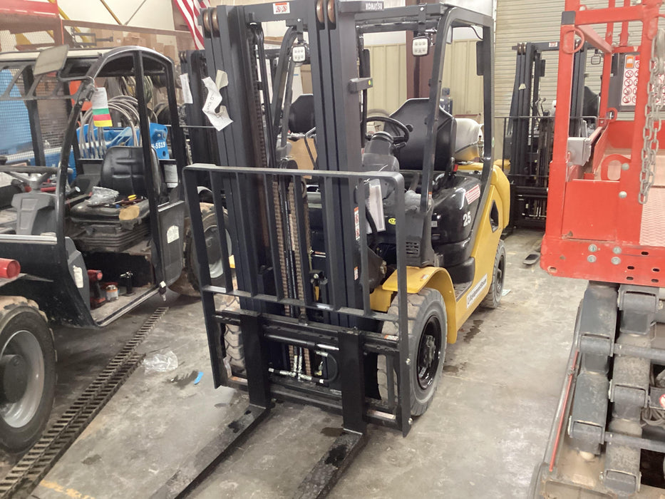 2022 KOMATSU FG25T-16