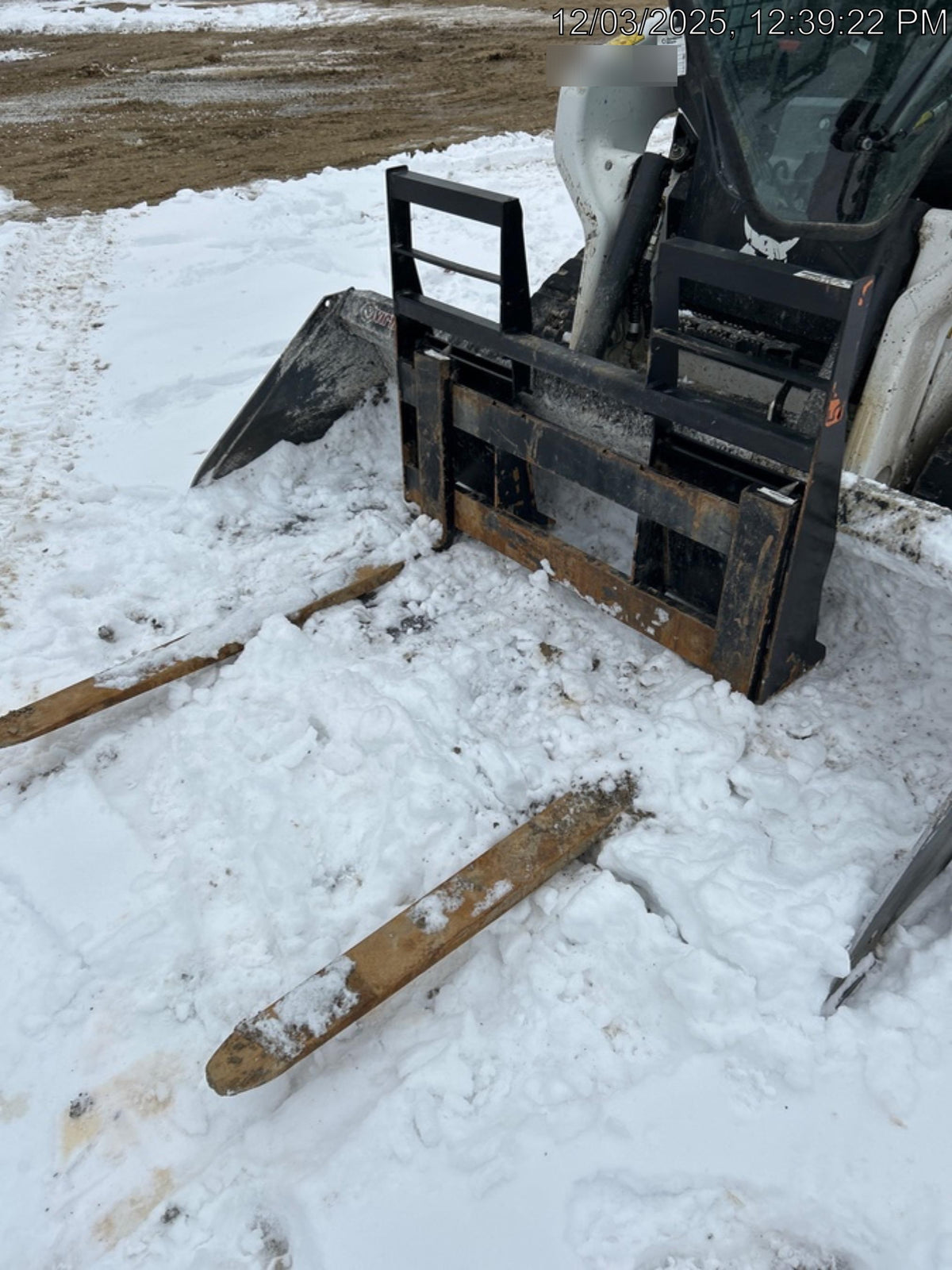 2025 ARROW MATERIAL HANDLING 24" Pallet Fork Frame