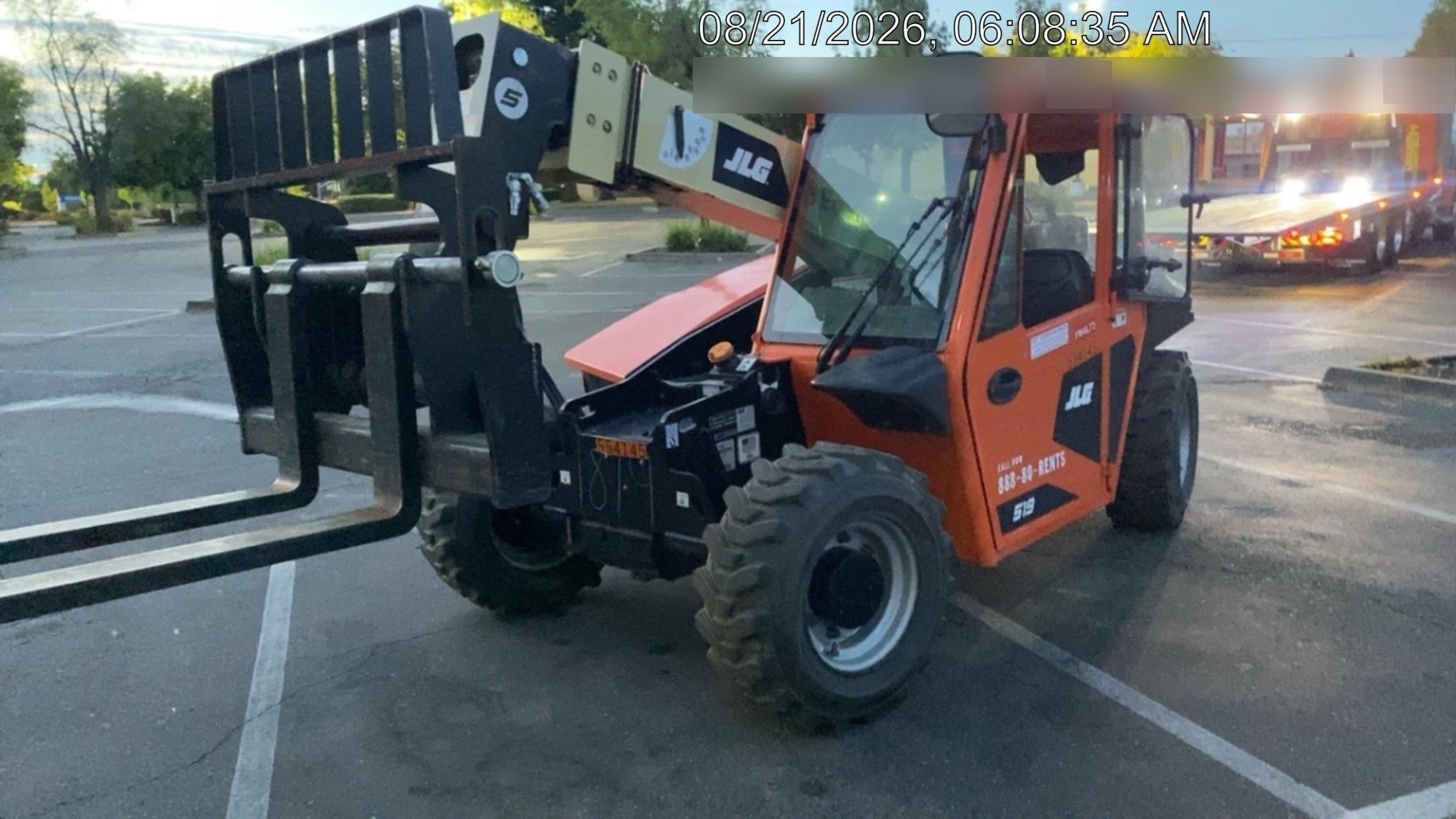 2025 JLG 519