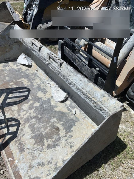 2025 ARROW MATERIAL HANDLING 60" Pallet Forks - Arrow