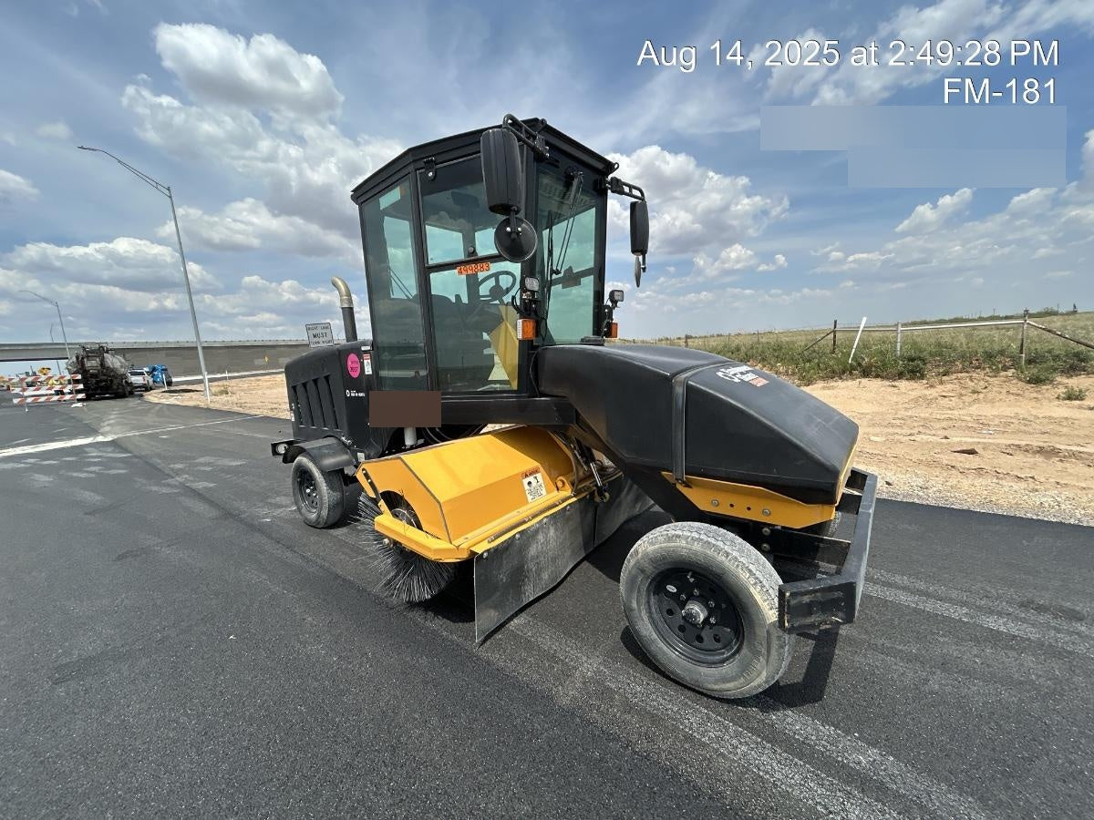 2025 LAYMOR SM450