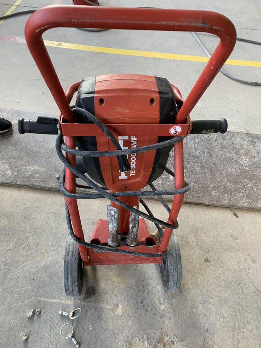 2020 HILTI TE 3000-AVR