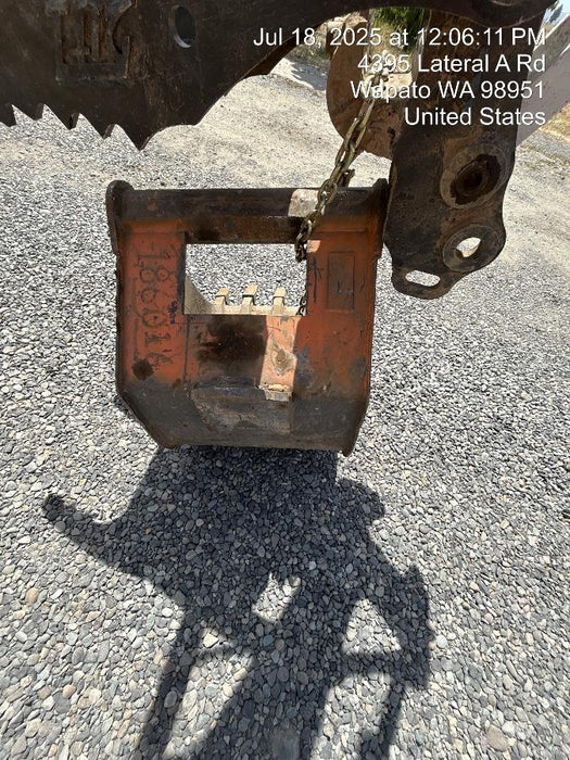 2025 TAKEUCHI 24" Bucket Takeuchi