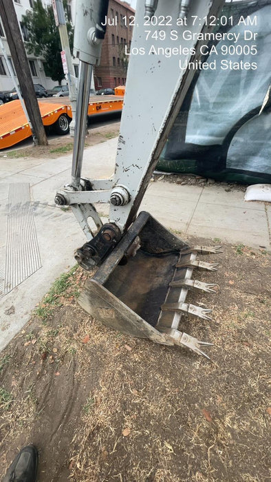 2021 DOOSAN 30" Bucket - Doosan