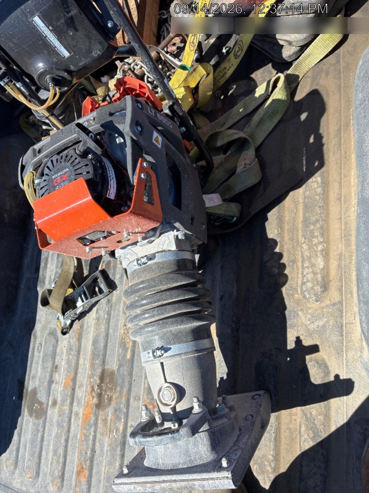 2024 HUSQVARNA LT6005