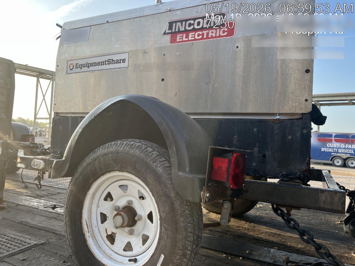 2019 Lincoln Electric Vantage 322 Lincoln Vantage 322 Welder w/Trailer, Light Kit, Cable Rack