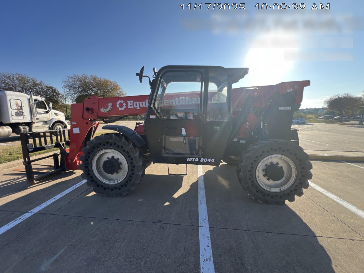 2022 MANITOU MTA8044