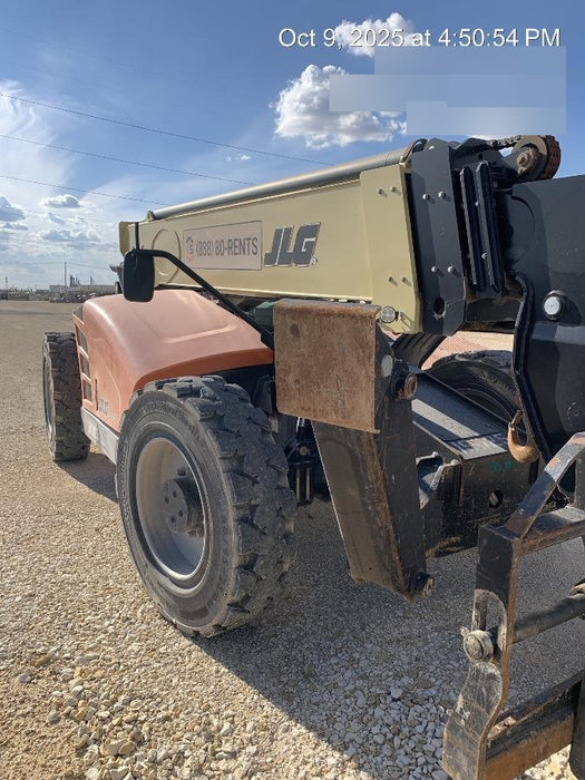 2019 JLG 1255 JLG 1255 T4F w/Open ROPS, Solid Tires, Work Lights/Beacon, 60" Carriage/Forks