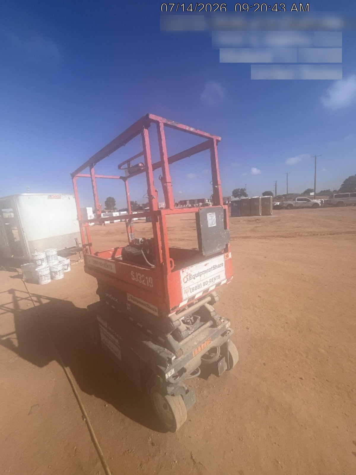 2020 Skyjack SJIII-3219 Solid NM Tires, Half height spring hinged entry gate, Dual Beacons, 800W Inverter