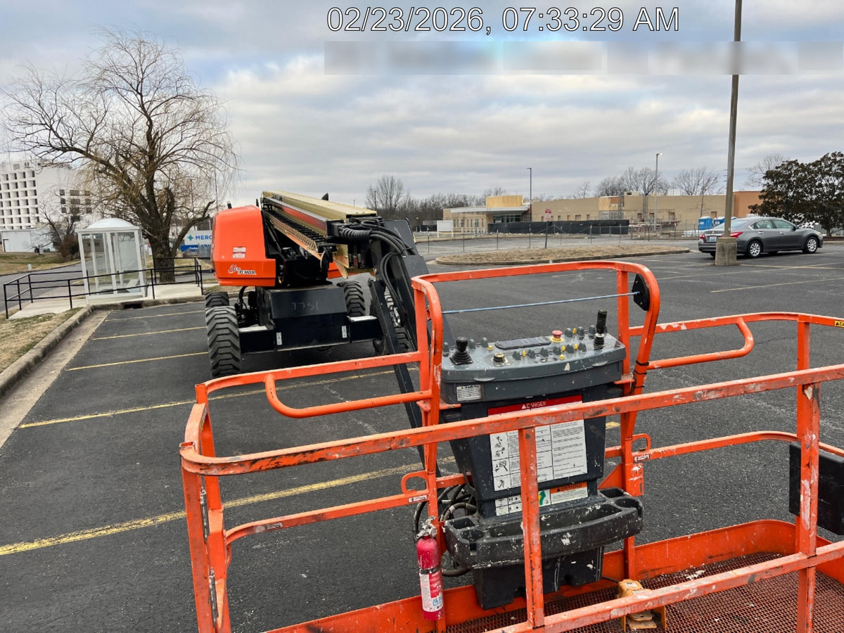 2024 JLG 660SJ