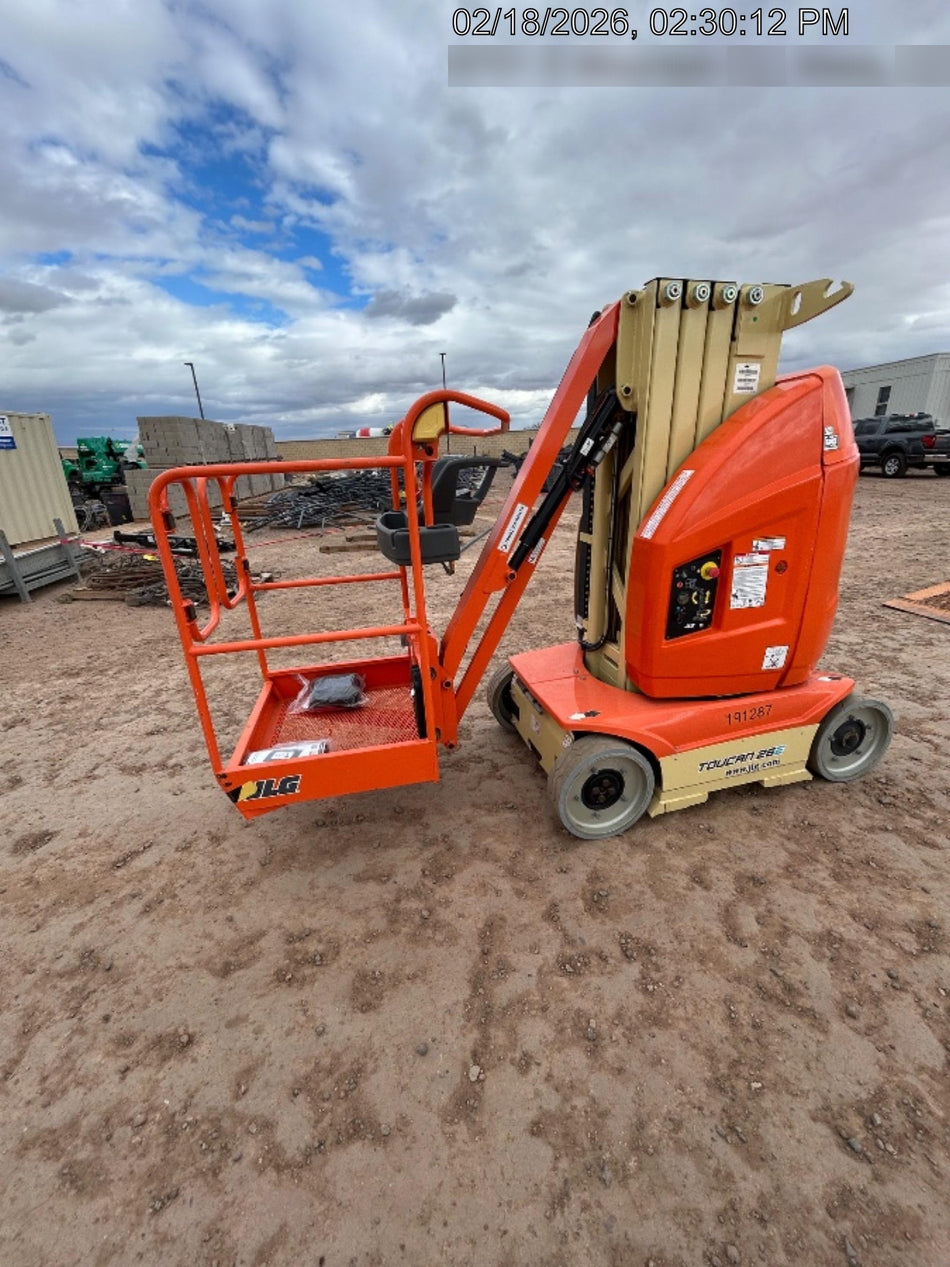 2021 JLG 26E