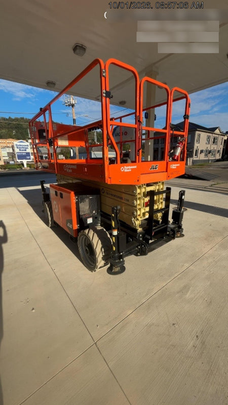 2024 JLG RT4069