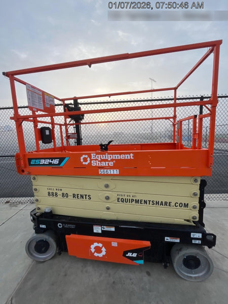 2025 JLG ES3246