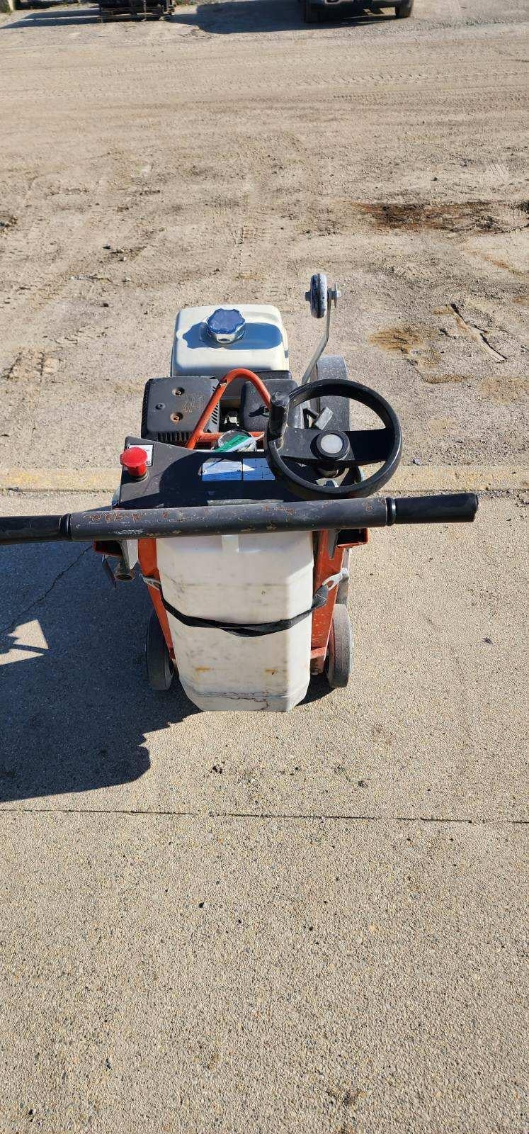 2020 HUSQVARNA FS 400