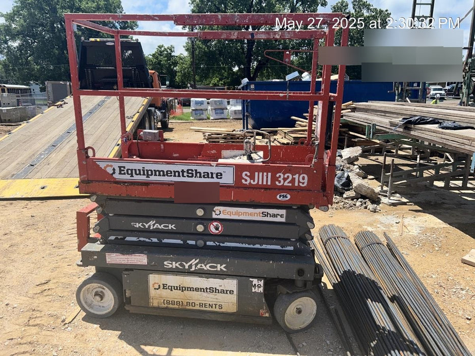 2018 SKYJACK SJIII-3219