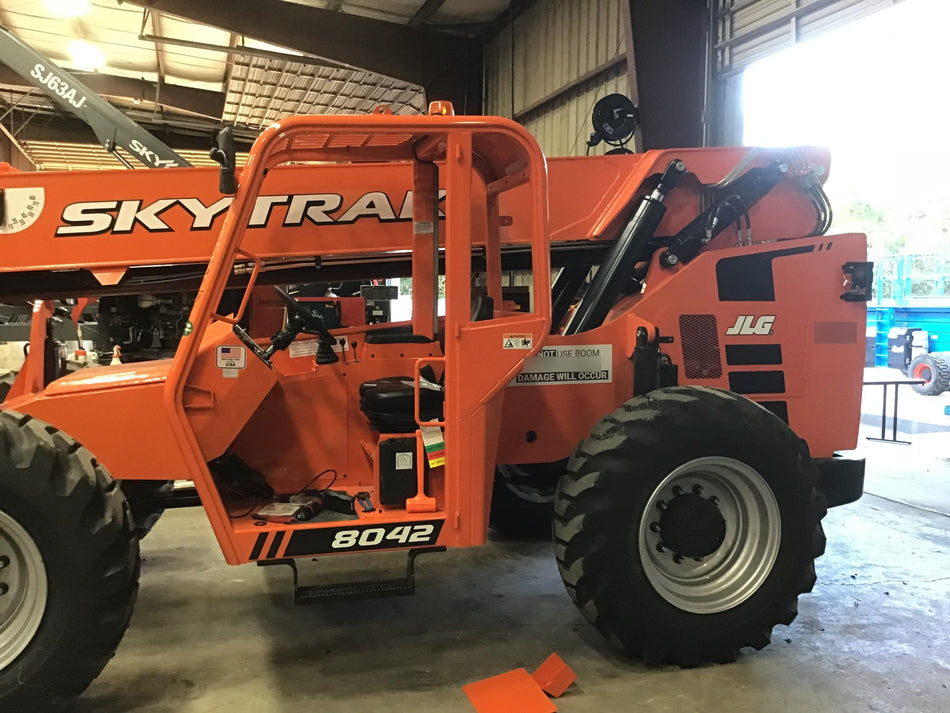 2018 SKYTRAK 8042
