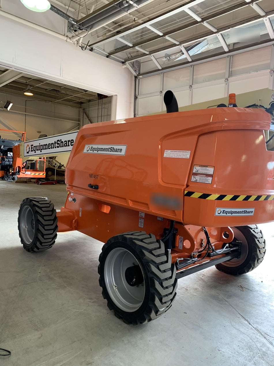 2020 JLG 600S