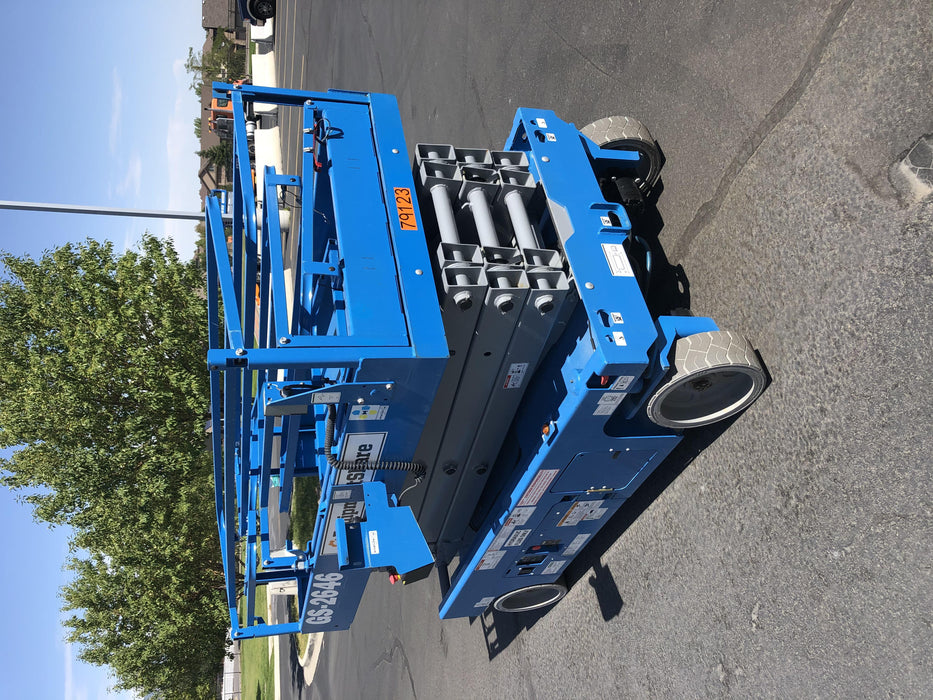 2019 Genie GS-2646 folding rails with full height swing gate