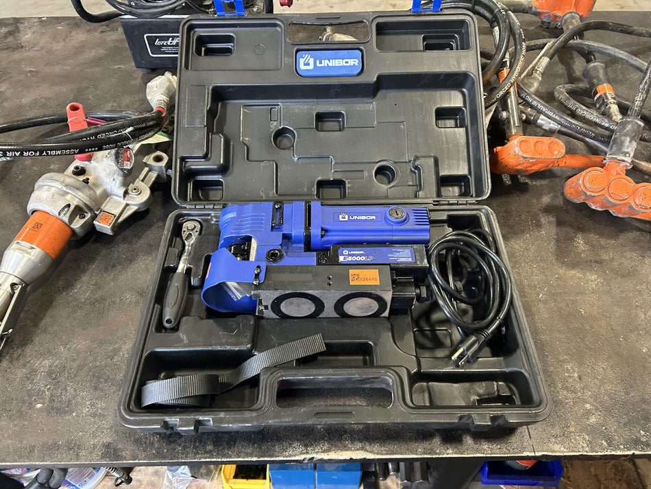 2025 UNIBOR E5000 LP