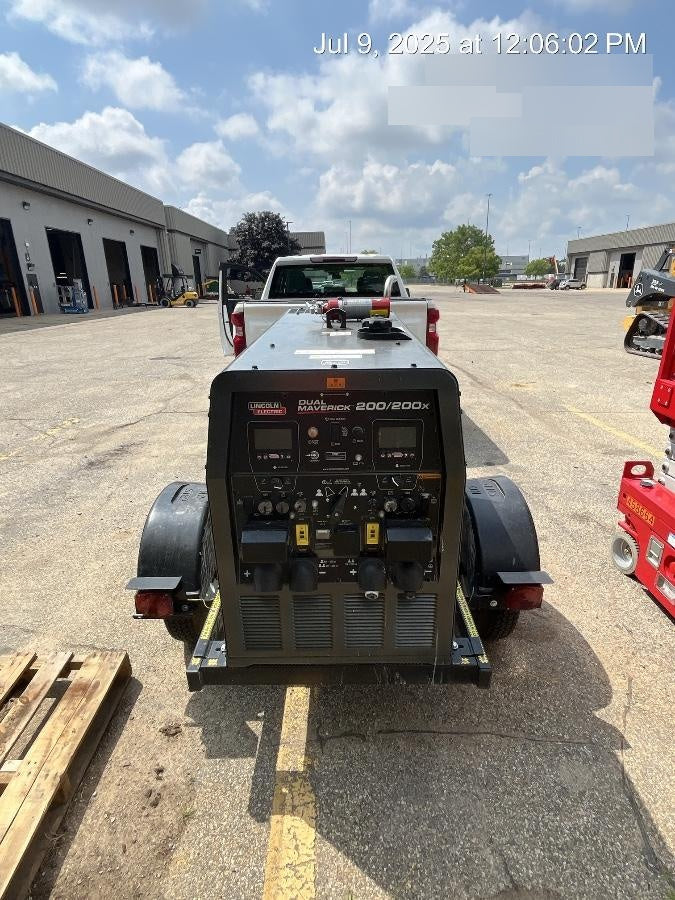 2024 Lincoln Electric Dual Maverick 200/200X Ready Pak 3, Includes Trailer, Cable Rack, Fender Light Kit K4382-1-RP3
