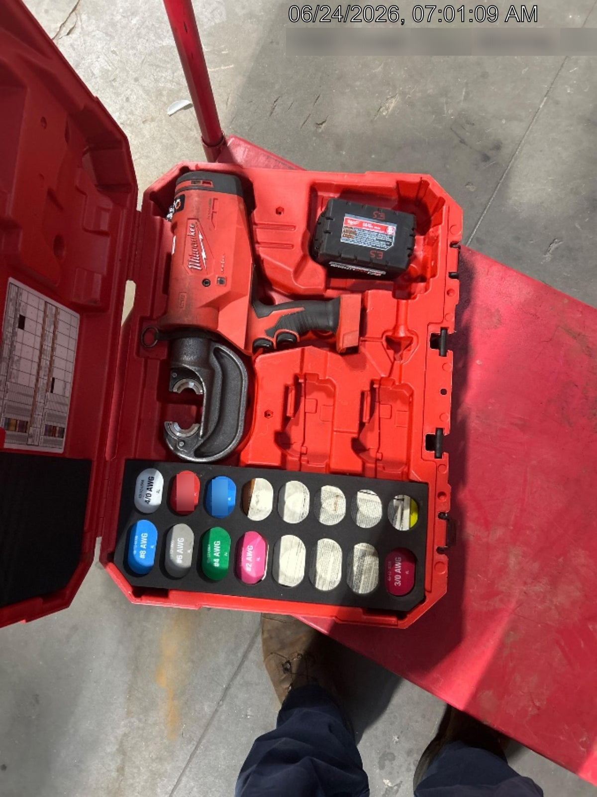 2024 MILWAUKEE 2779-22