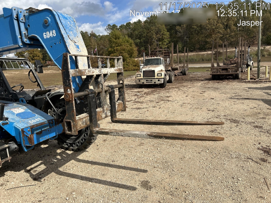 2017 Genie GTH-844 Genie GTH-844, Solid Tires, 60" carriage/forks, Open ROPS, Work Lights