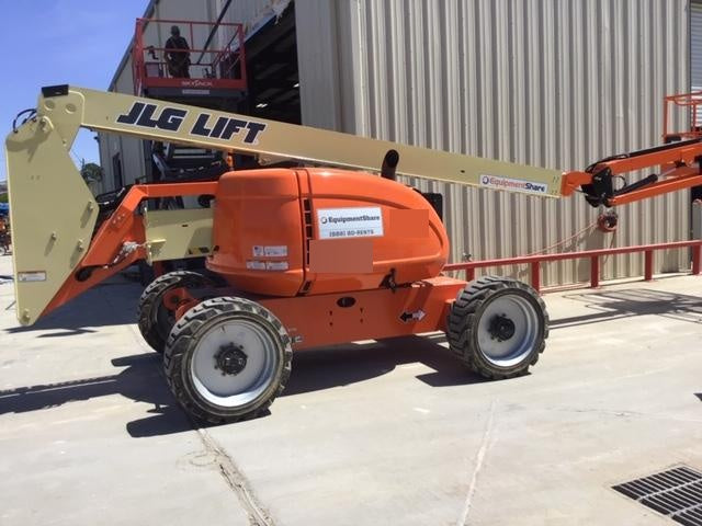 2019 JLG 600AJ