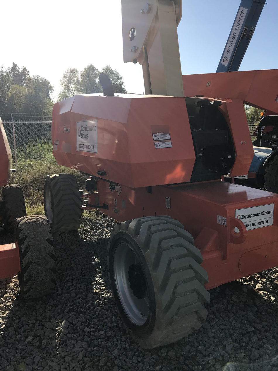 2019 JLG 860SJ