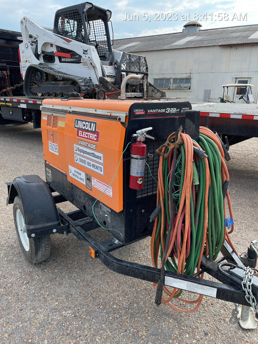 2021 Lincoln Electric Vantage 322 Vantage 322 Ready Pak 3 w/ Decals, ORANGE (includes trailer, cable rack, fender light kit) NO Telematics