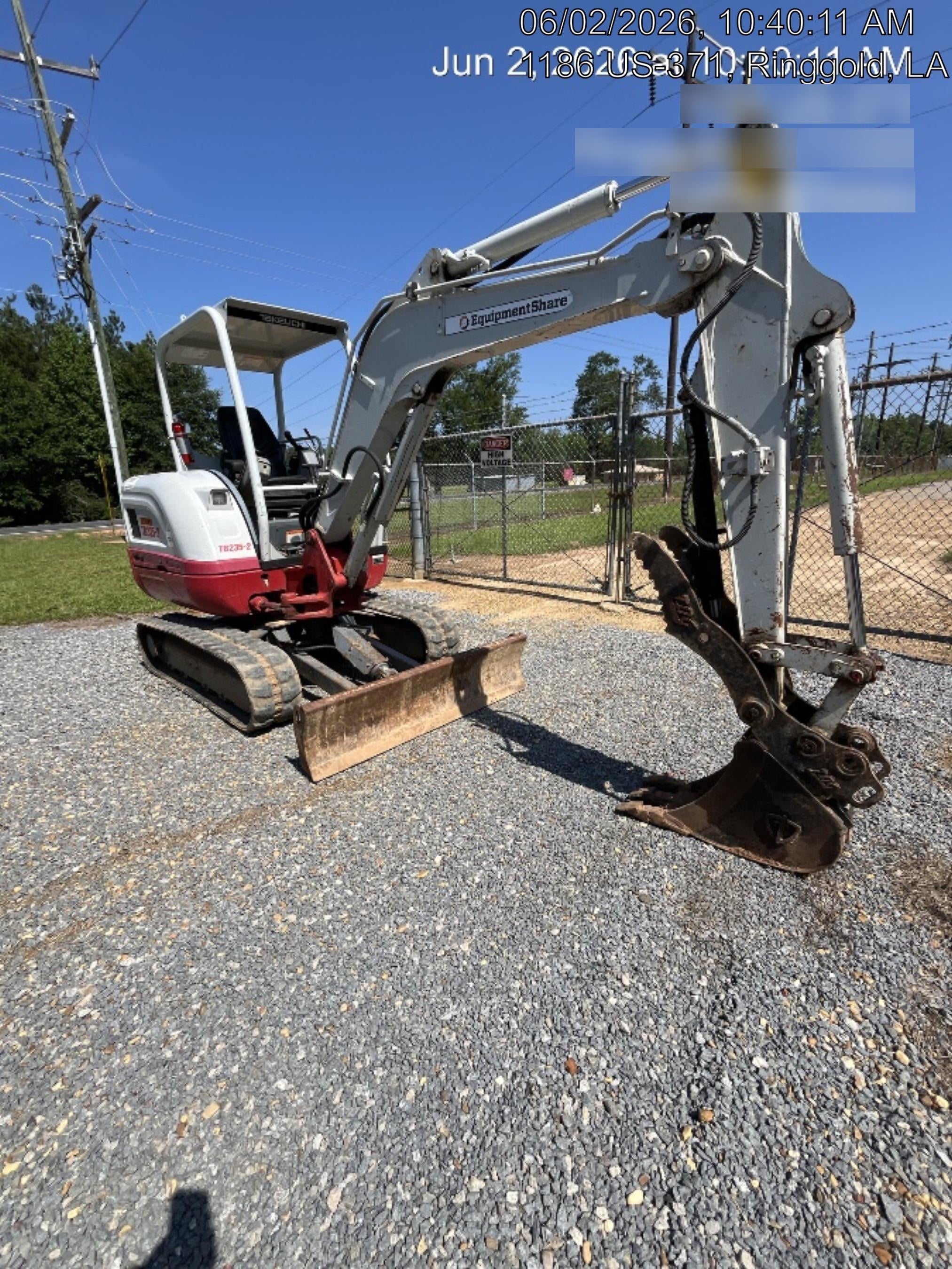 2022 TAKEUCHI TB235-2R