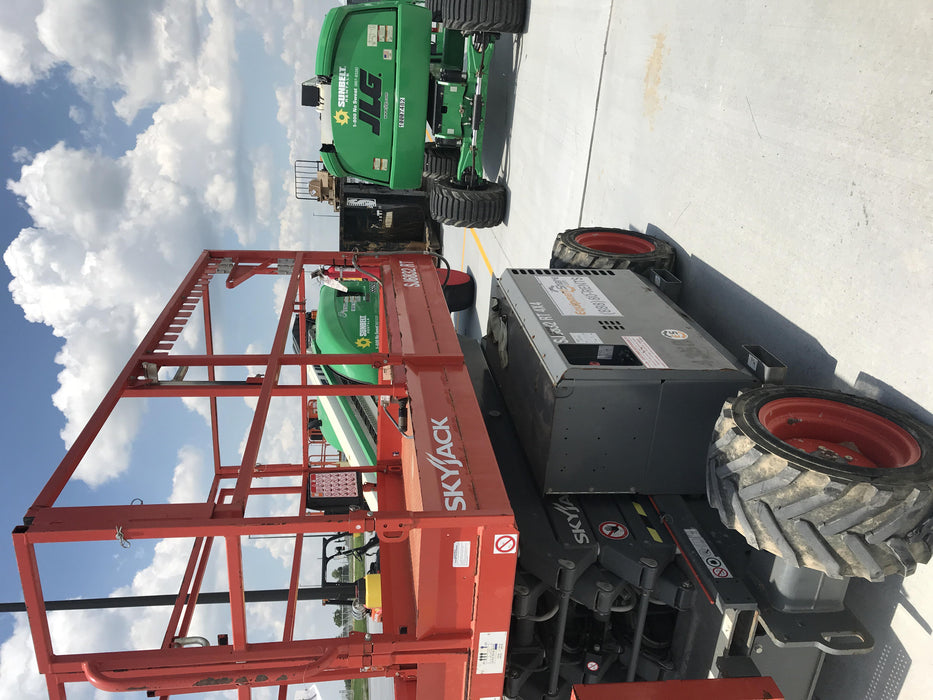 2017 SKYJACK SJ6832 RT