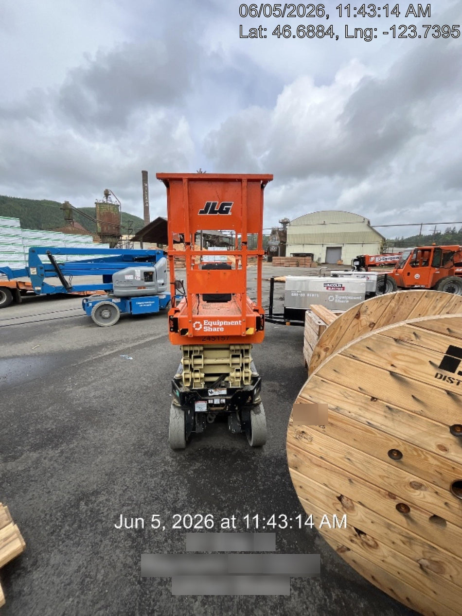 2022 JLG ES2632