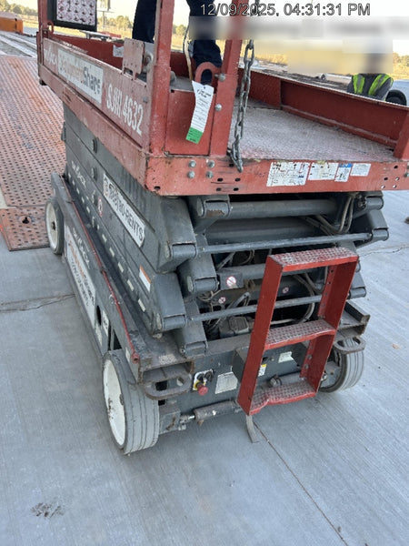 2018 Skyjack SJIII-4632 Skyjack SJIII4632 Scissor Lift w/Trojan Batteries