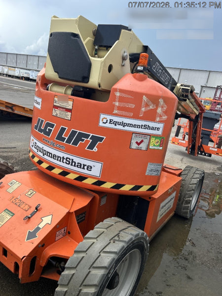2021 JLG E450AJ