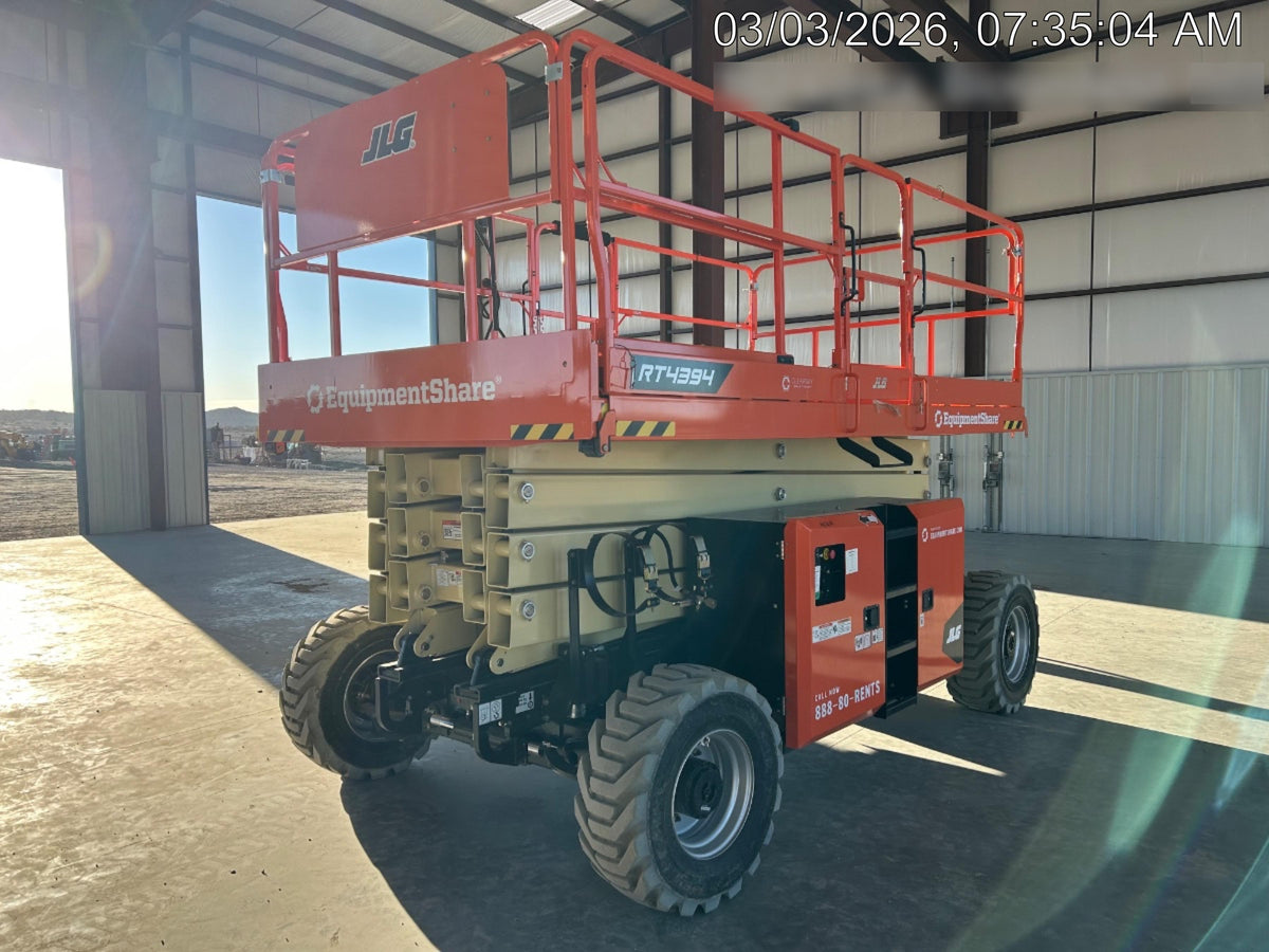 2025 JLG RT4394