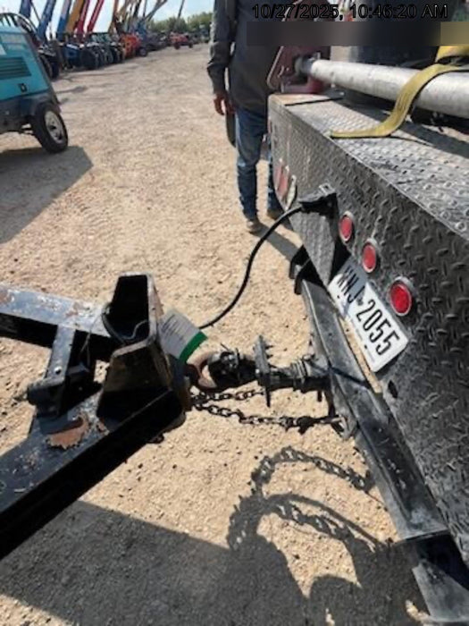 2023 VAC-TRON LP573XDT