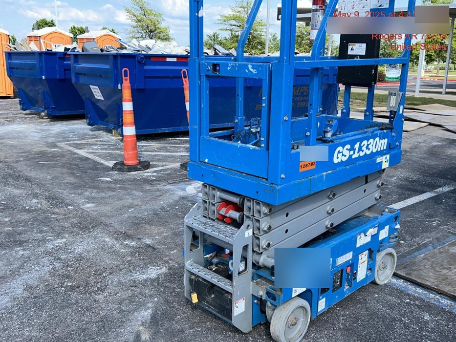 2021 GENIE GS-1330m