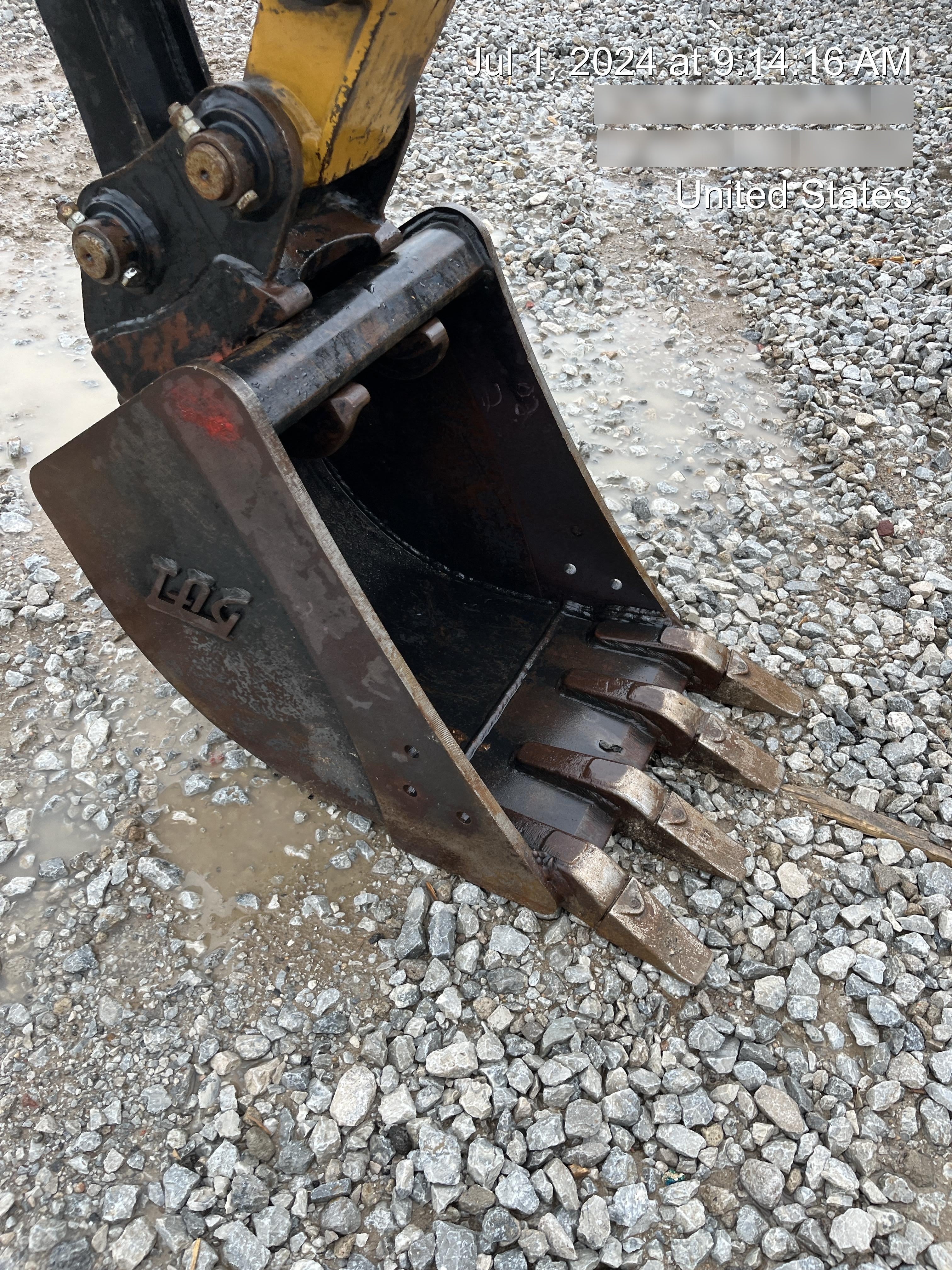 2023 TAG MANUFACTURING 18" HD QCB28 Bucket