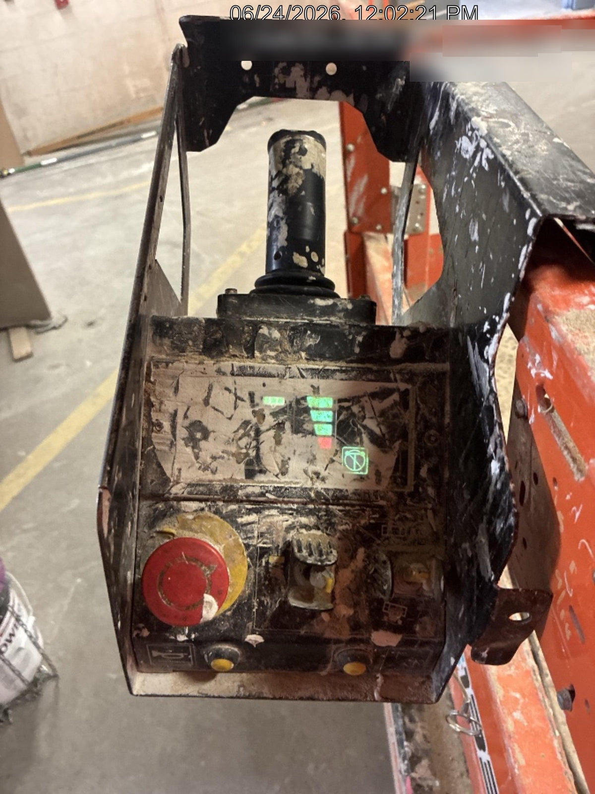 2022 JLG ES1330L