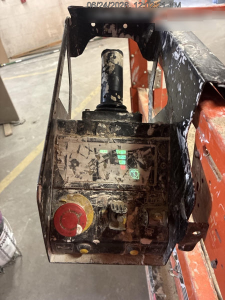 2022 JLG ES1330L