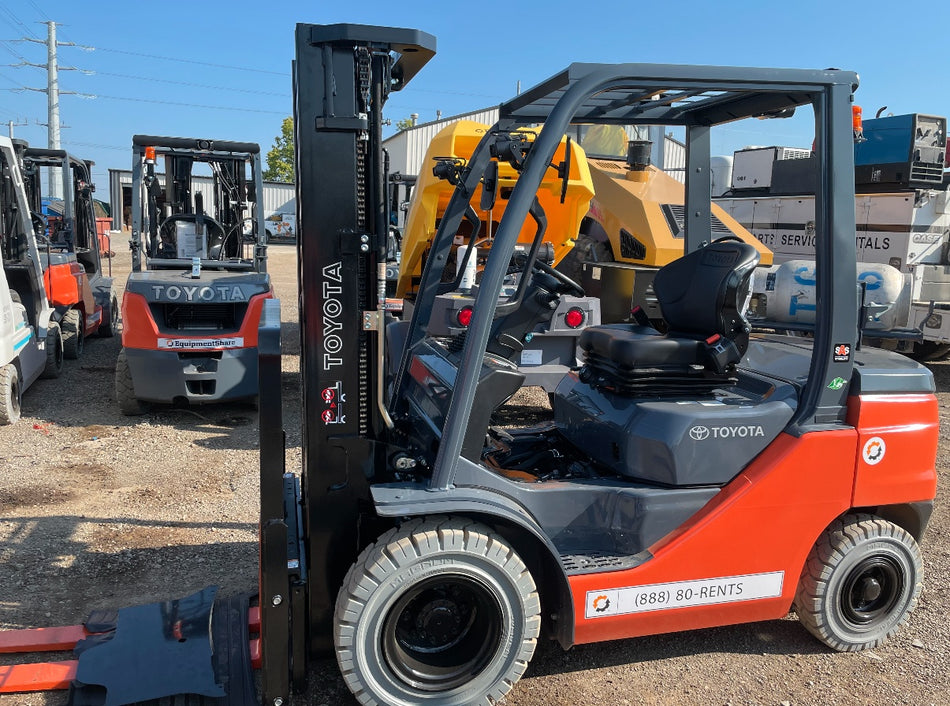 2022 TOYOTA 50-8FGU25