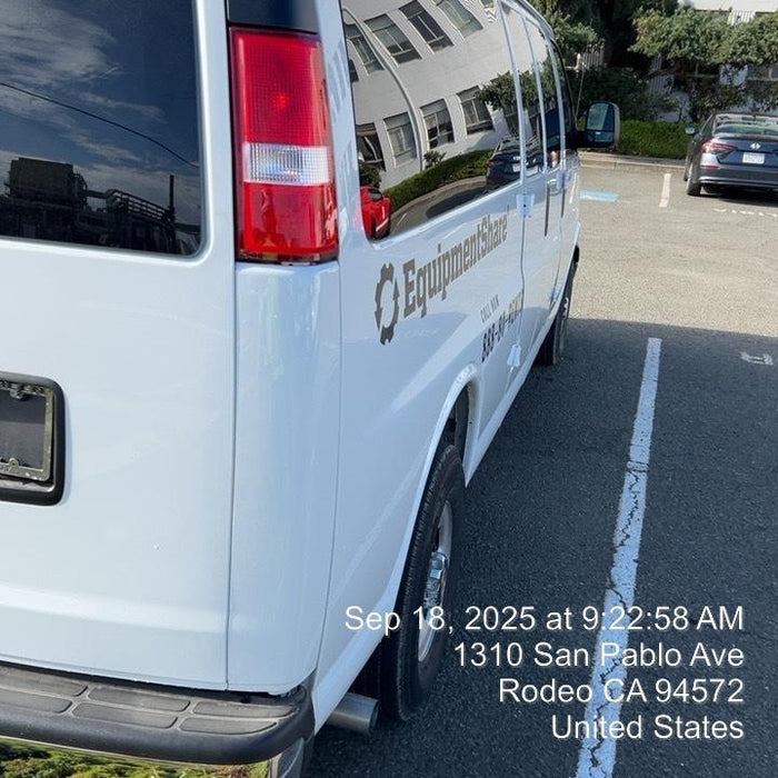2025 CHEVROLET Express Van - Rental