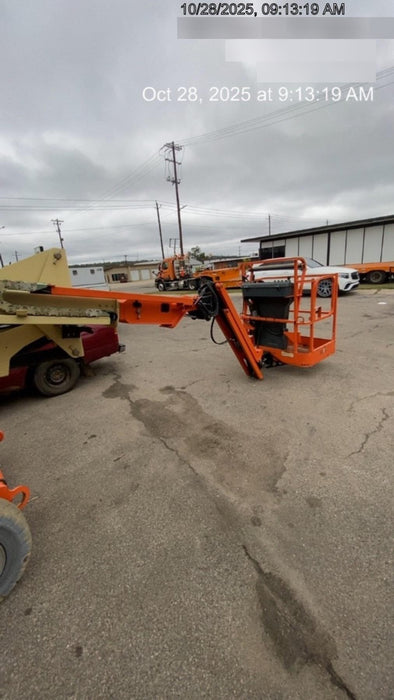 2019 JLG E400AJPN