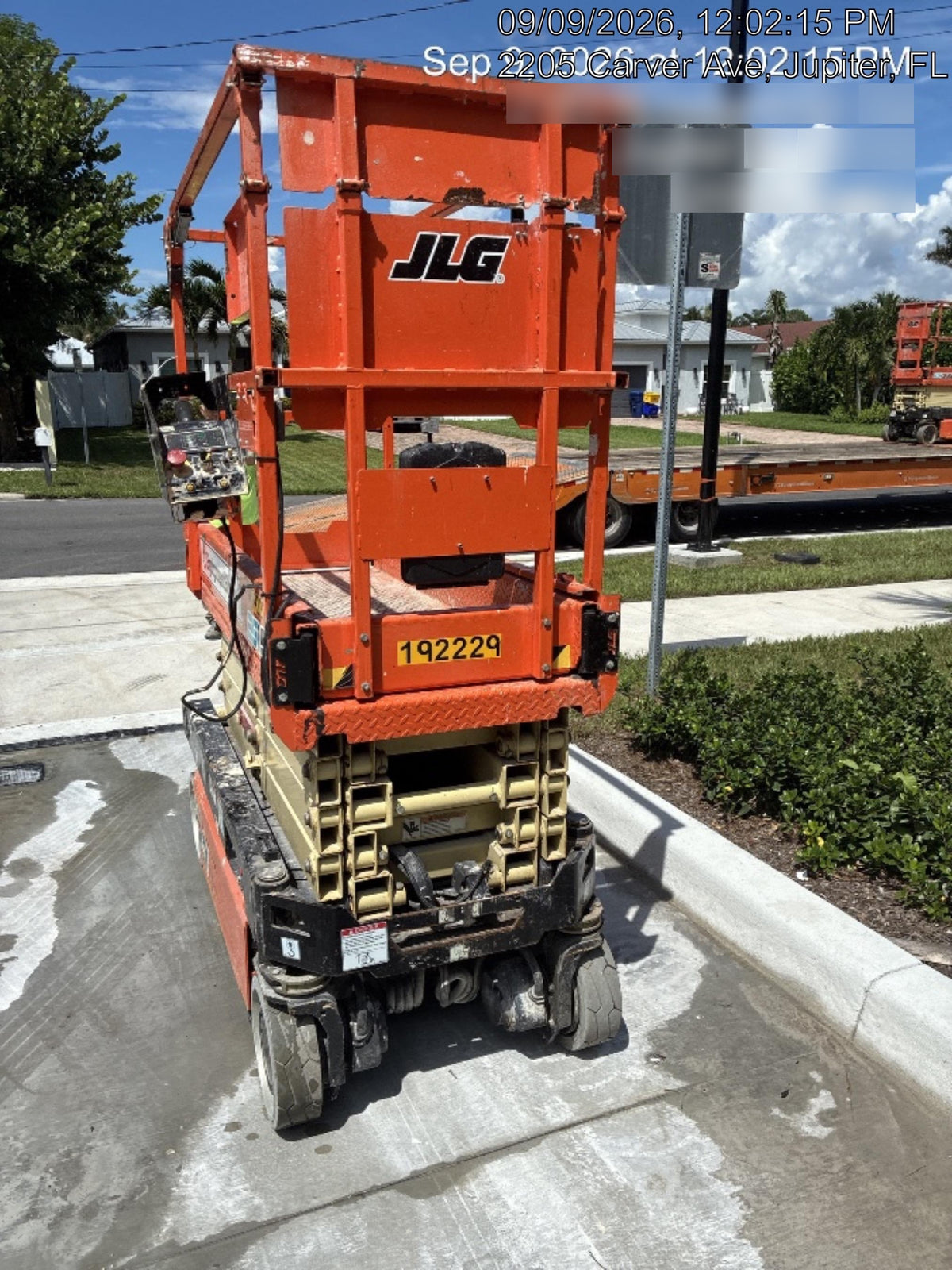 2021 JLG ES1932