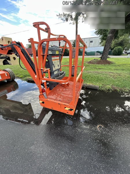2021 JLG E450AJ