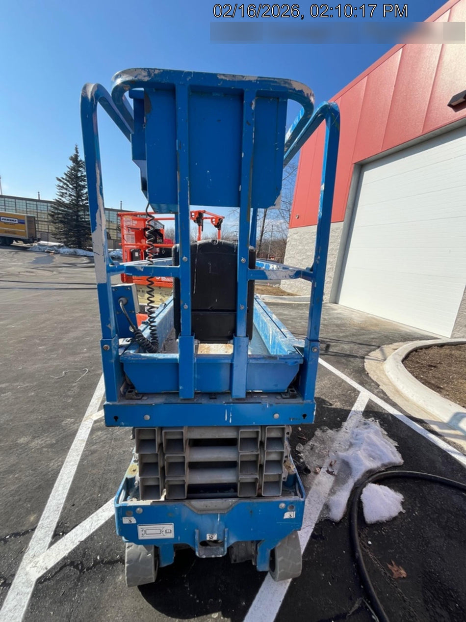 2019 Genie GS-1930 Fixed Rails with Chain Entry