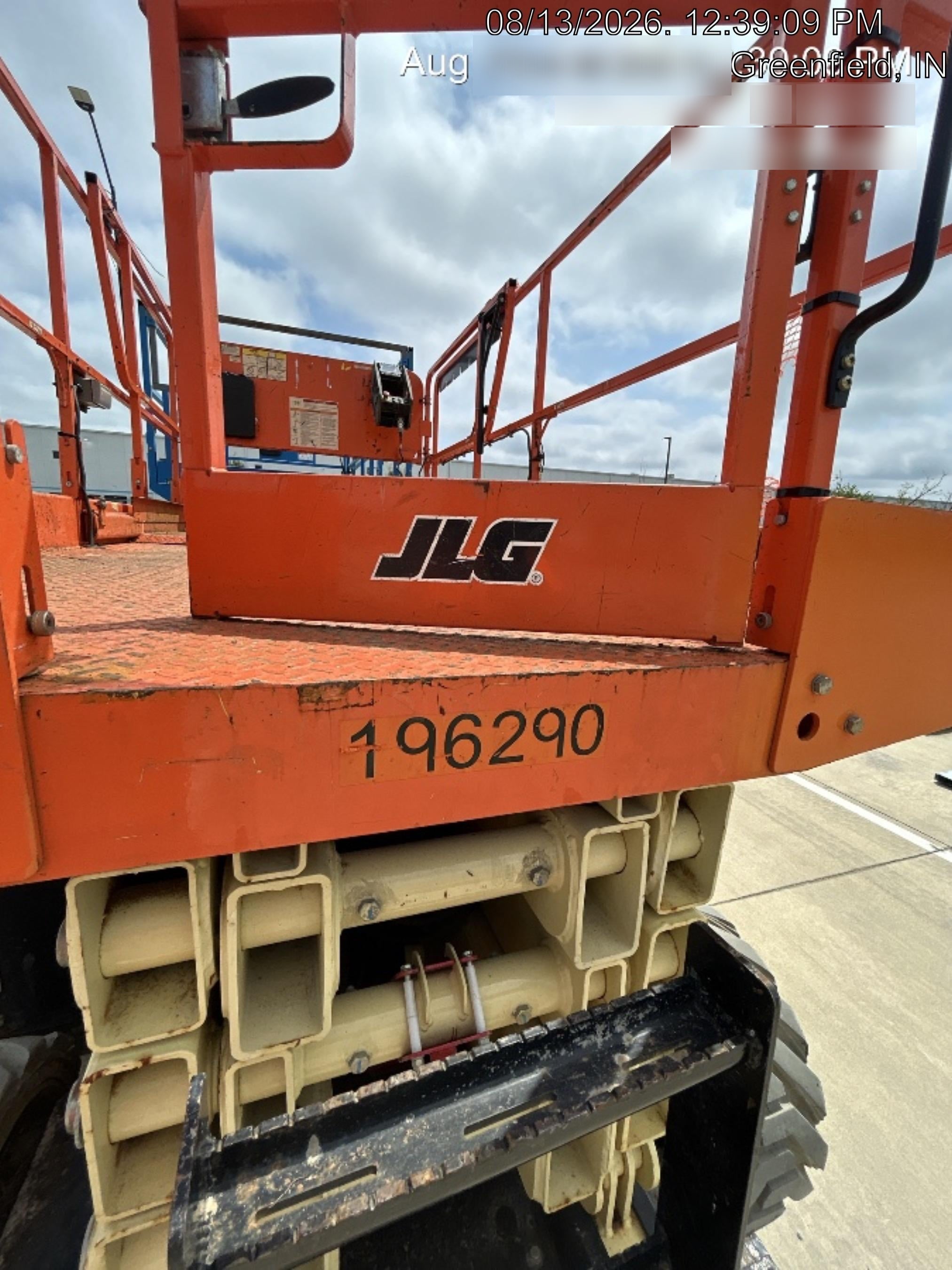 2021 JLG ERT4069